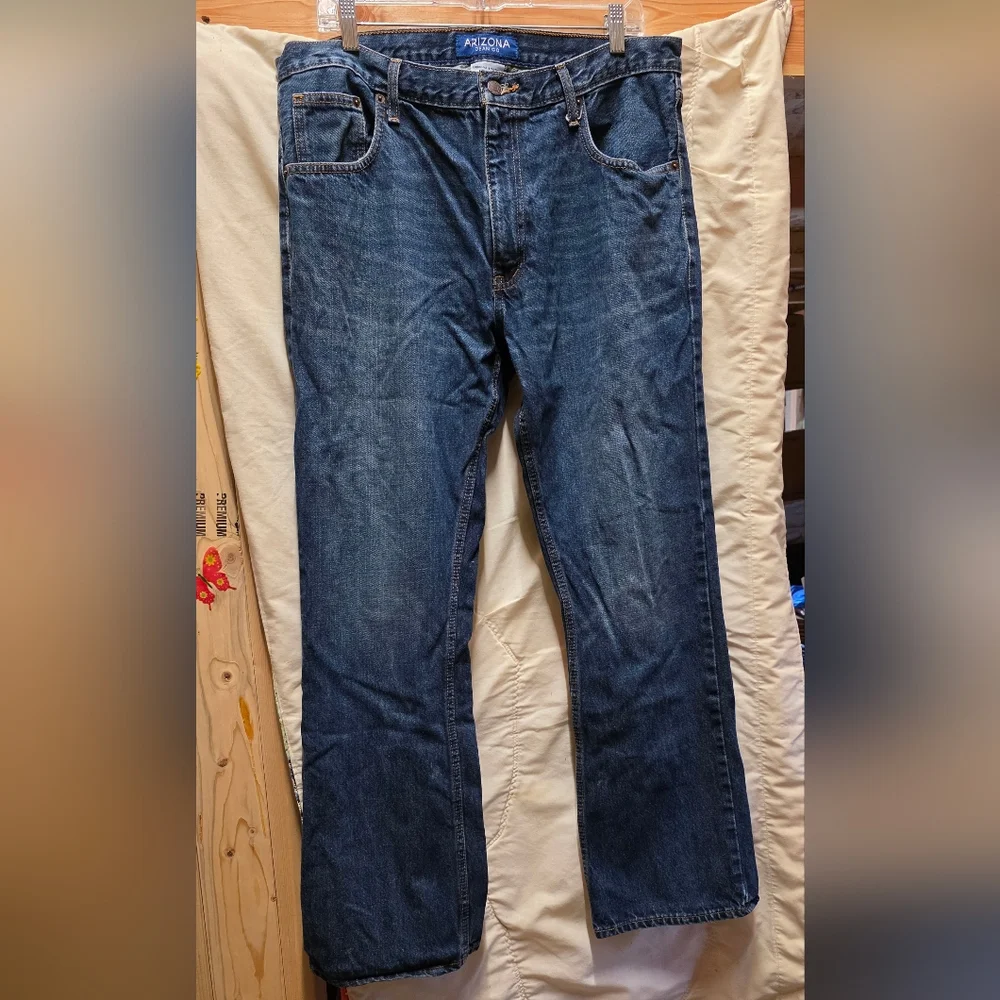 Arizona Men's Dark Blue Bootcut Jeans Size 36 × 32 Like New! - Picture 1 of 5
